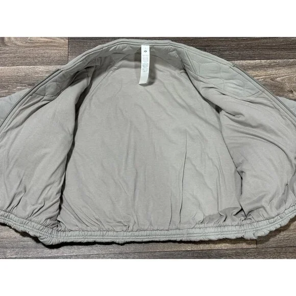 Lululemon Quilted Bomber Zip-Up Jacket Gray Size 8 Cotton-Blend Cropped Casual - Picture 11 of 11